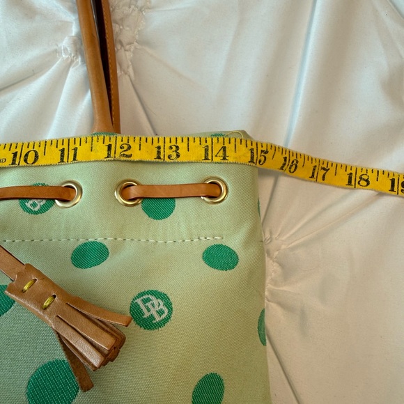 Dooney & Bourke Green Polka Dot Tote Bag with Tan Leather Handles And Tassels - Picture 13 of 14
